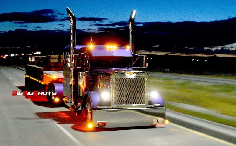 Петербилт 379