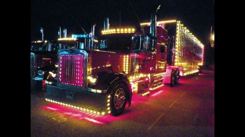 Петербилт 379