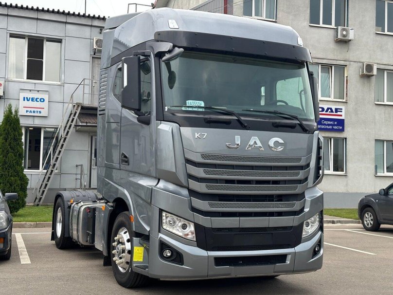 Джак тягач седельный