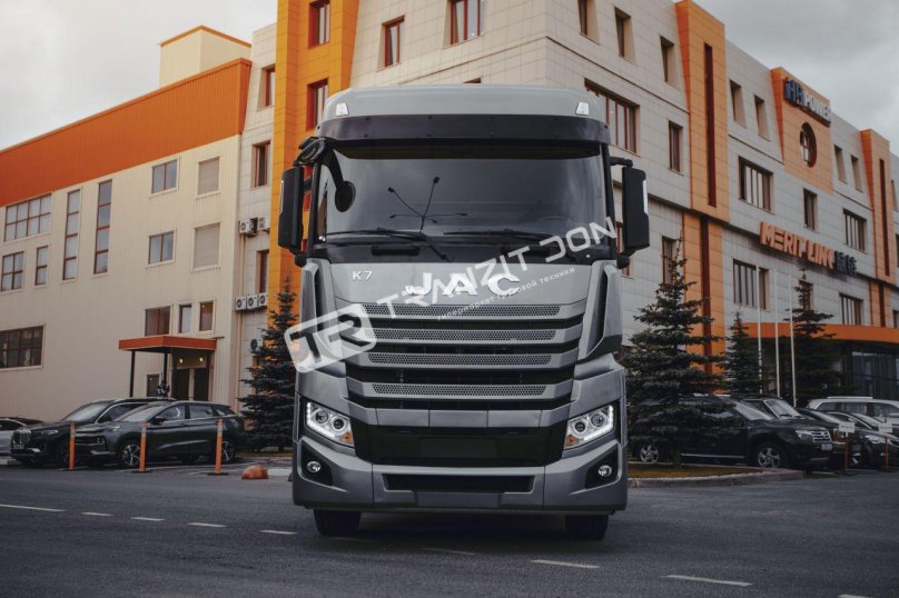 Тягач JAC k7