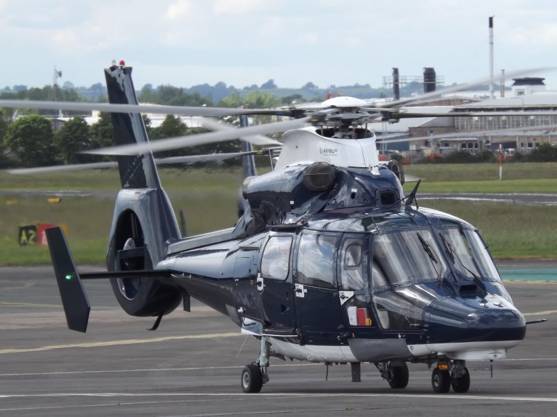 Airbus as365 Dauphin