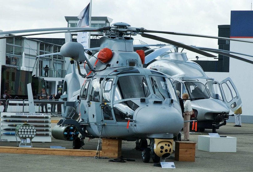 Вертолет типа as565 Panther.