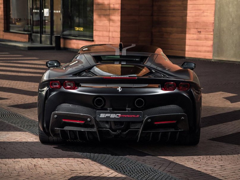 Ferrari sf90 Black