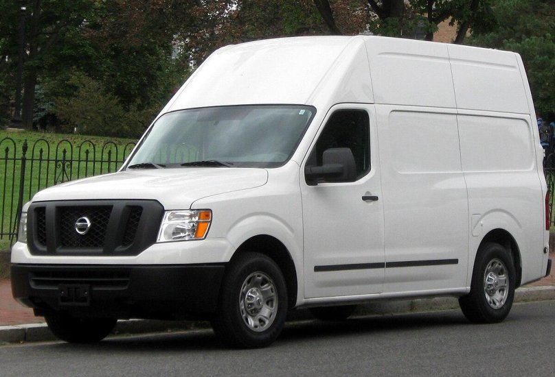 Nissan nv2500