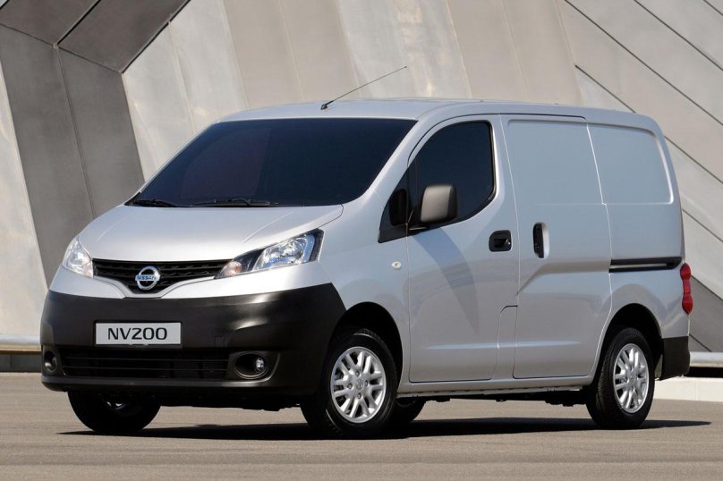 Nissan nv200