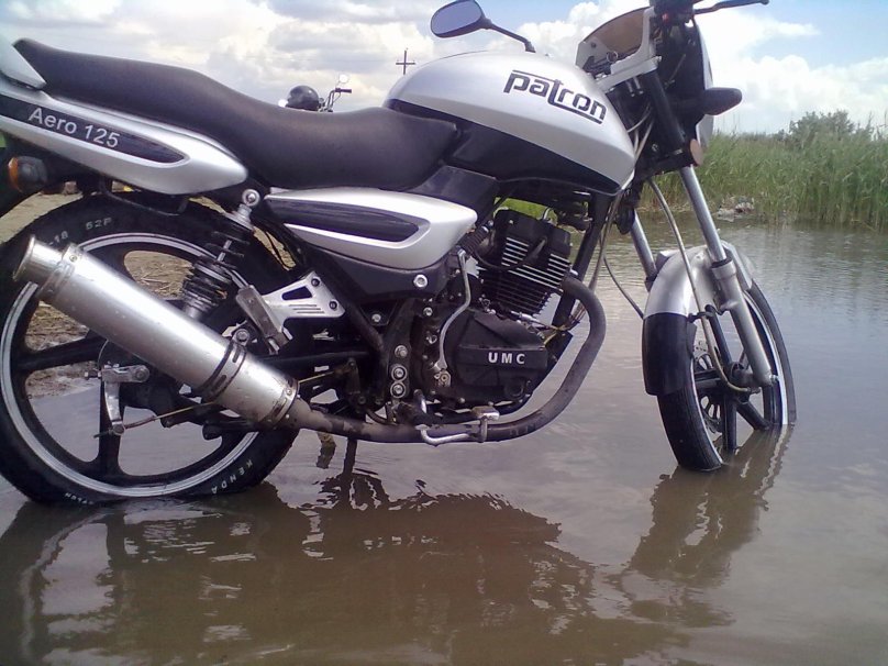 Мотоцикл патрон Aero 125f