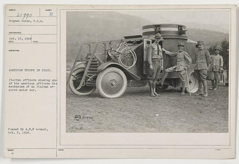 Бронеавтомобиль Lancia iz