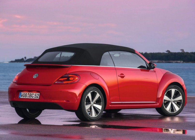 Volkswagen Beetle Cabriolet 2012