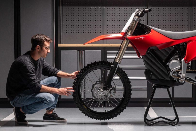 Stark Varg электромотоцикл