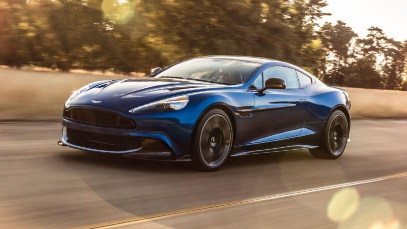 Aston Martin Vanquish s 2016