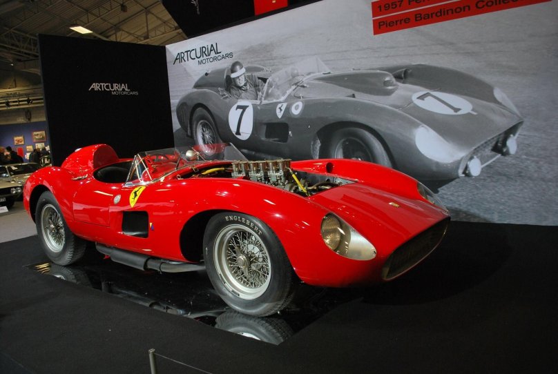 Ferrari 335 s Spider Scaglietti