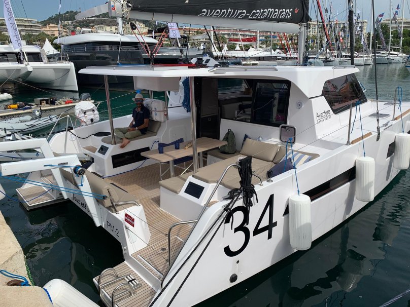 Катамаран aventura 34