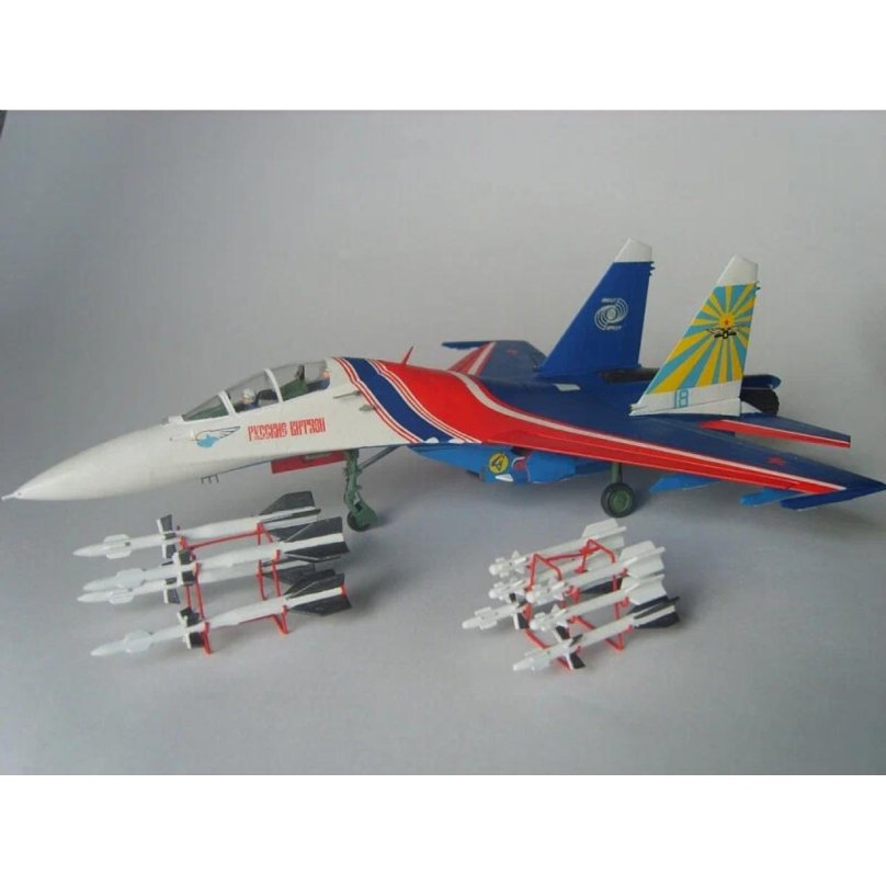 Модель сборная звезда самолёт Су-27уб 7277
