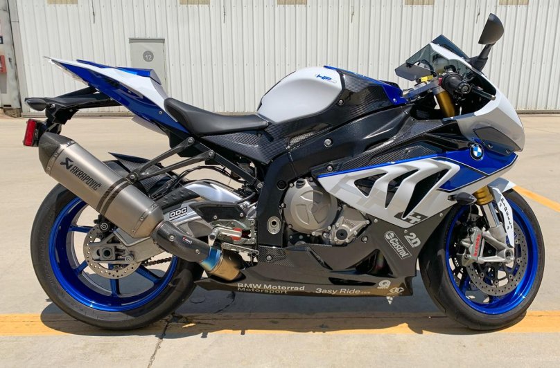 BMW s1000rr hp4