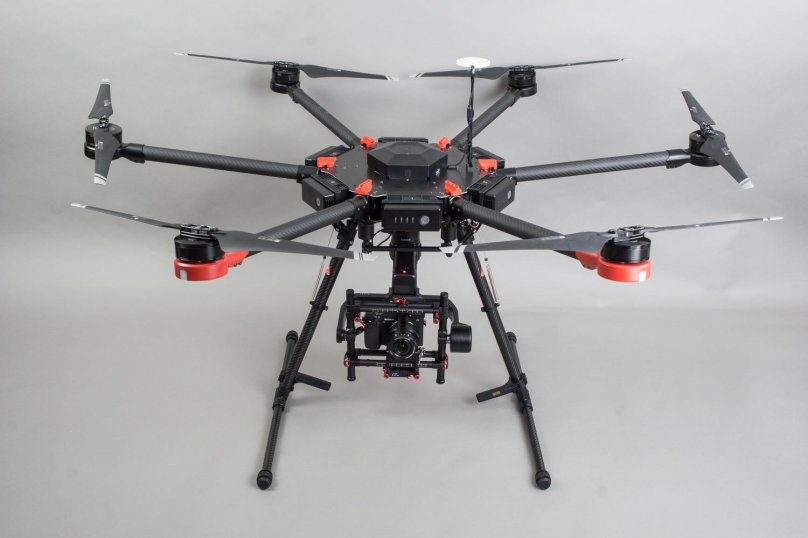 Дрон DJI Matrice 600