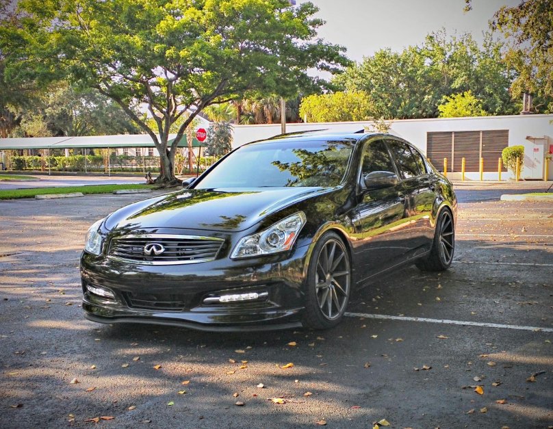 Infiniti g37 sedan