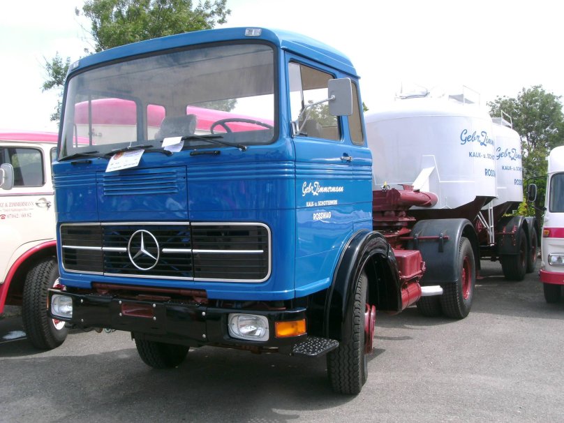 Mercedes-Benz LP