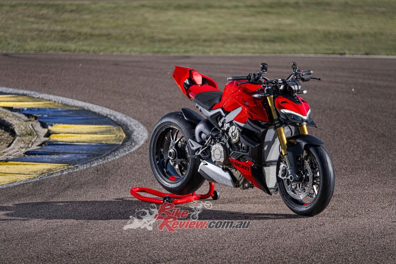Ducati Streetfighter v4