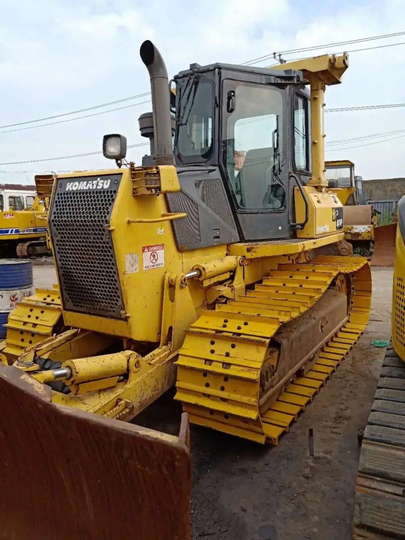 Бульдозер Комацу