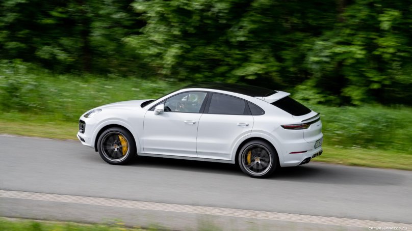 Porsche Cayenne Turbo Coupe 2020