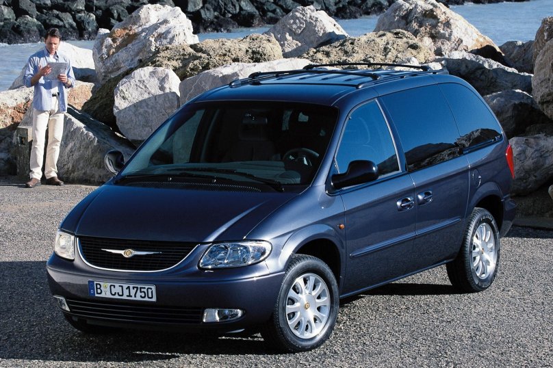 Крайслер Гранд Вояджер 2000