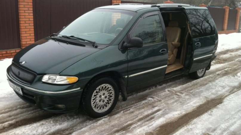 Крайслер Гранд Вояджер 3