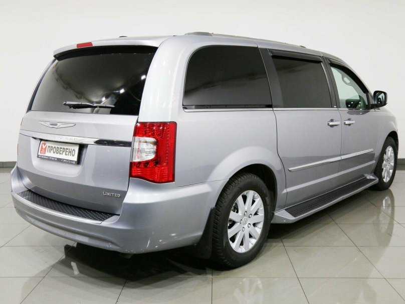 Крайслер Таун Кантри 5 поколение