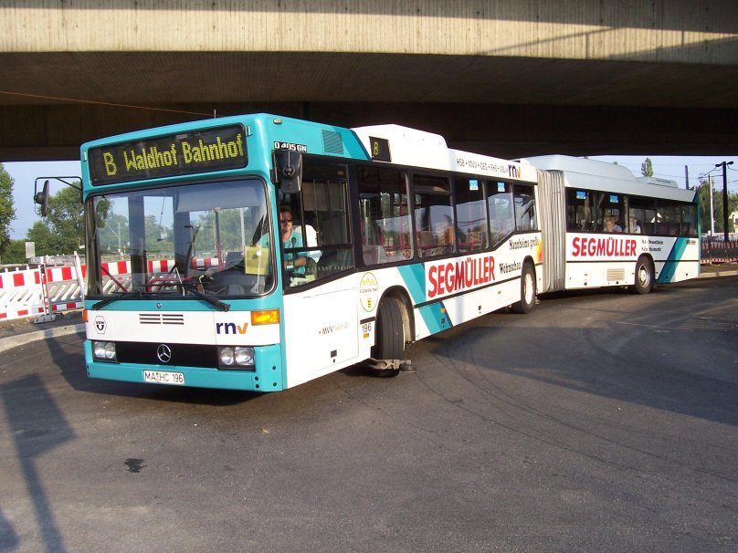 Автобус 405 Москва