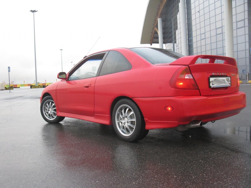 Мицубиси Мираж 5 купе