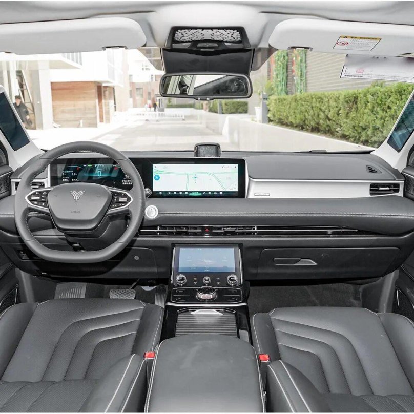 Электромобиль neta u Pro