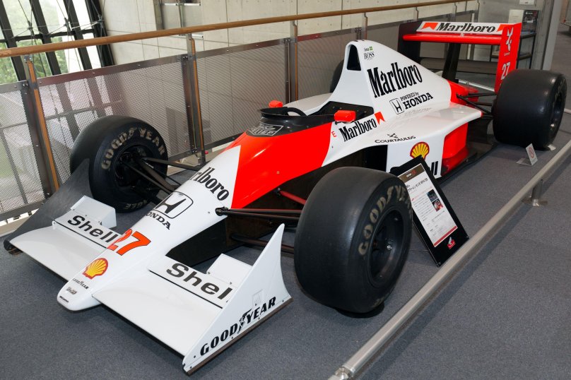 MCLAREN mp4/5b Honda