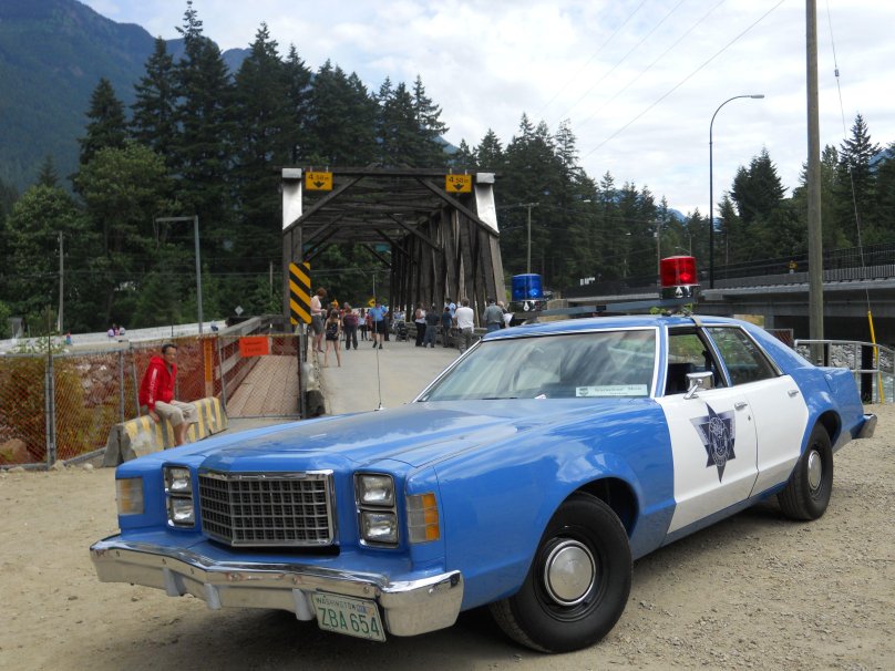 1977 Ford Ltd Police
