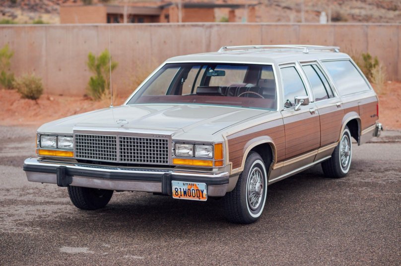 Ford Ltd Country Squire