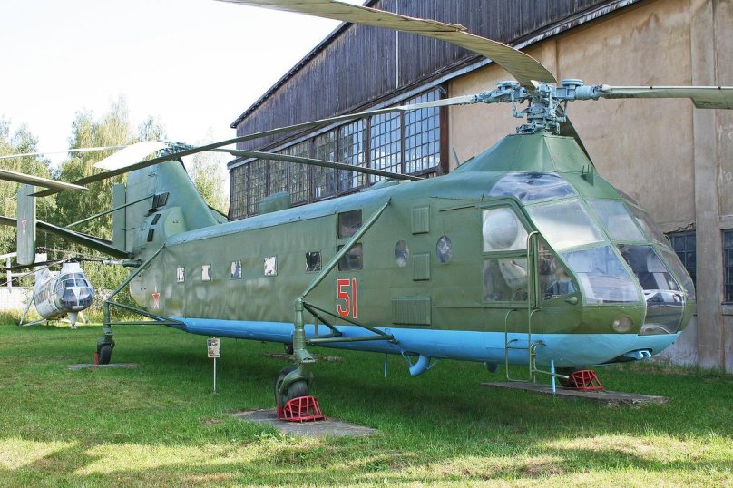 Советский вертолёт и Чинук