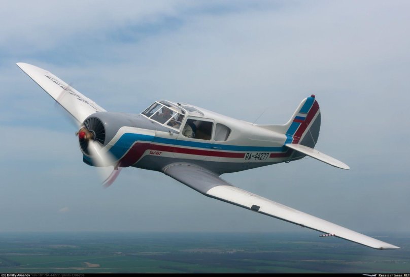 Самолёт як-18т