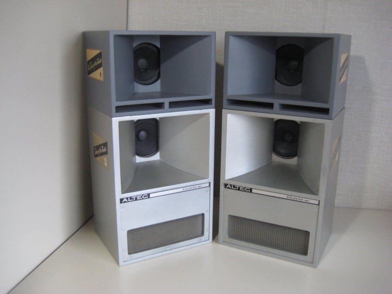 Altec Lansing 121i