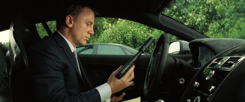 Джеймс Бонд казино рояль Форд