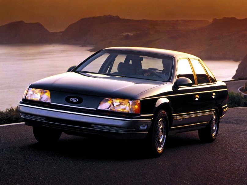 Ford Taurus 1986