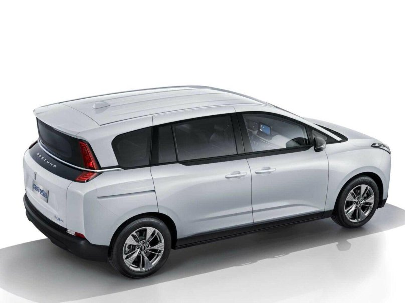 Минивэн FAW Bestune Nat