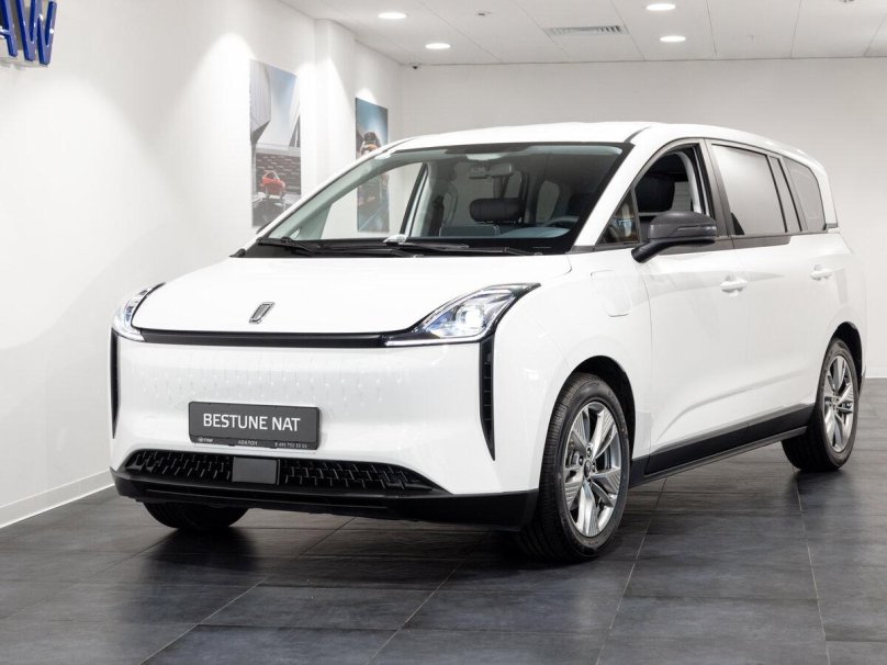 Минивэн FAW Bestune Nat