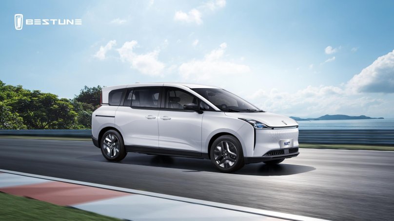 ФАВ минивэн 2023