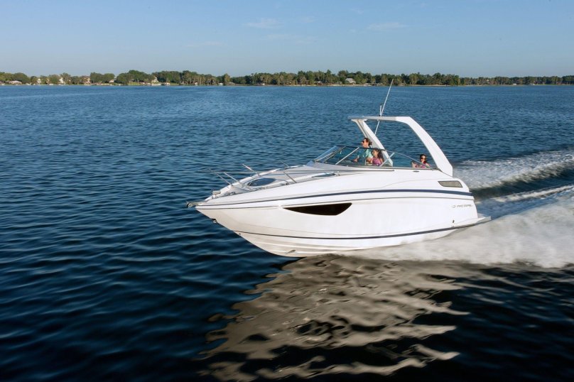 Катер Регал