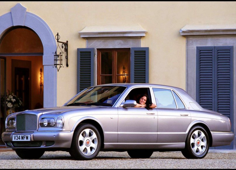 Бентли Арнаж 2002