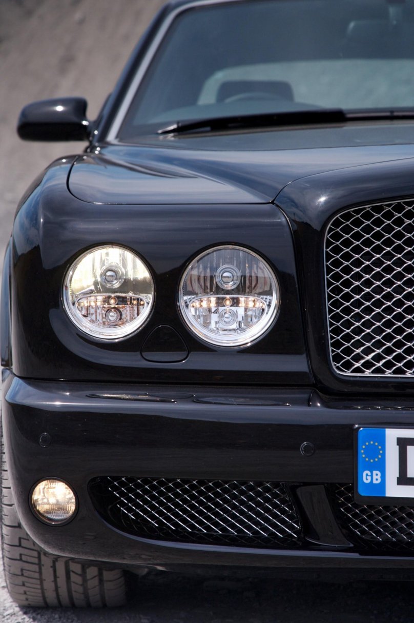 Бентли Арнаж 1998