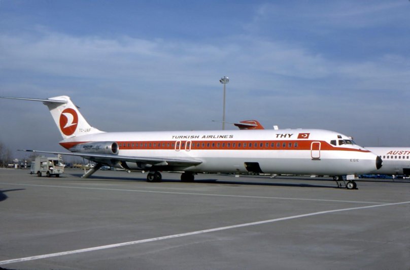 MCDONNELL Douglas DC-9