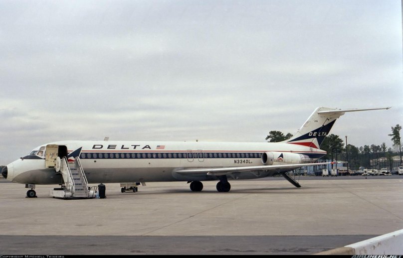 Самолёт Дуглас DC-9