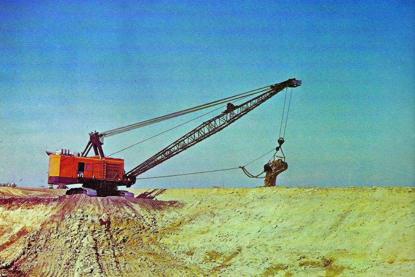 Драглайна Cat 8200.