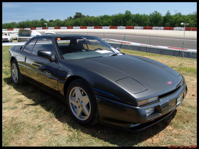 Venturi 210 купе