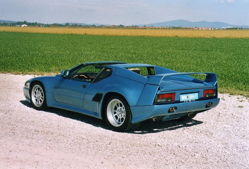 De Tomaso p900