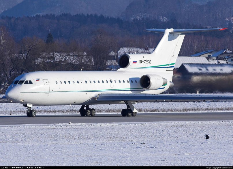 Як-42д салон